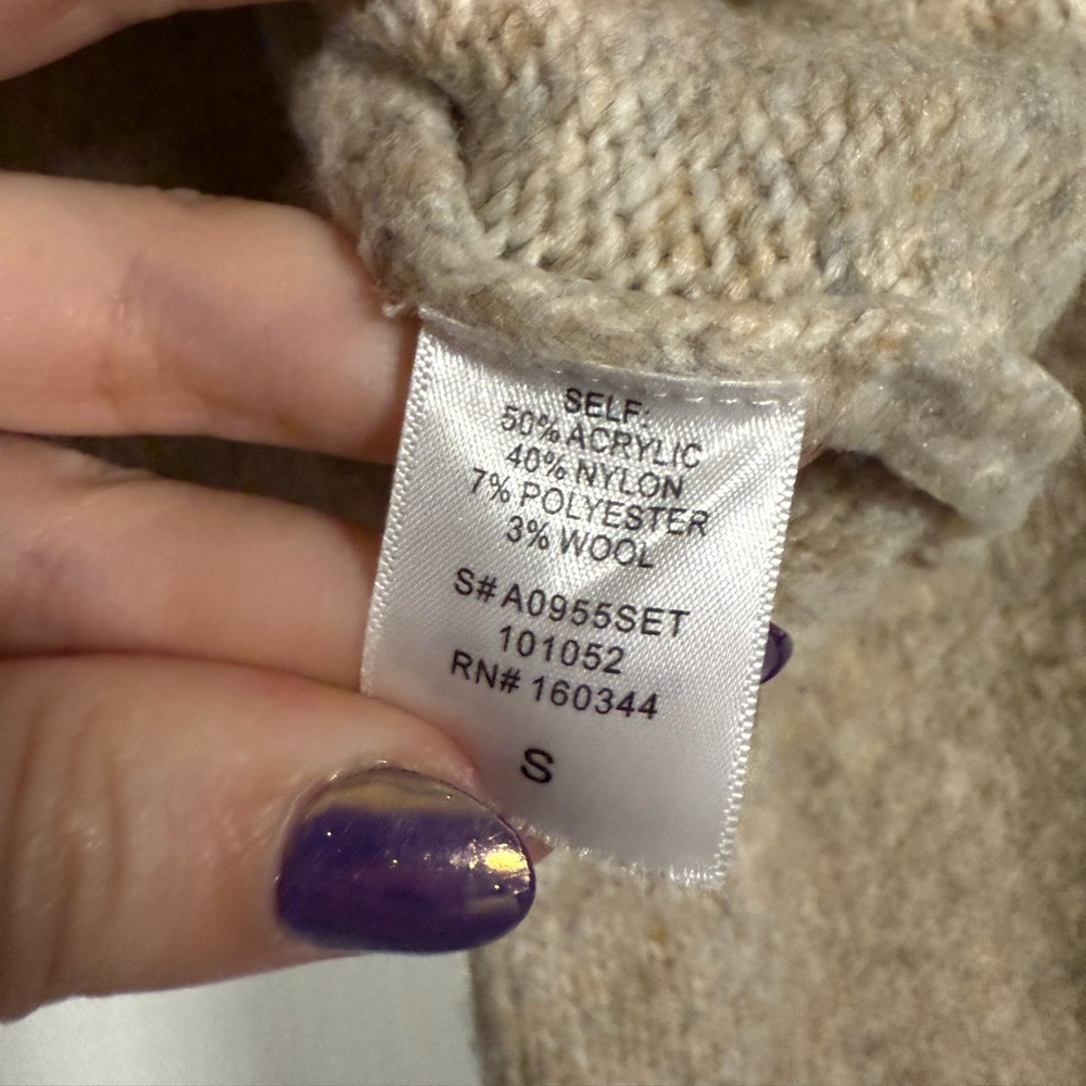 Beige Botany Tan Oatmeal Wool Blend Turtleneck Crop Sweater Size Small - Picture 6 of 7